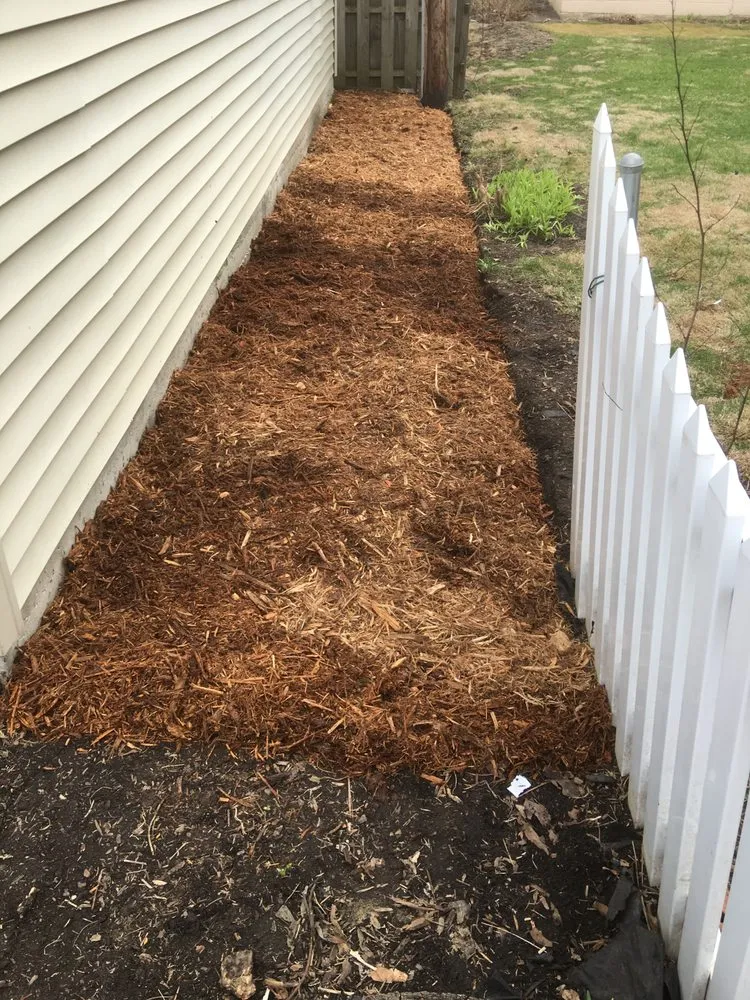 Professional residential landscaping in Arlington Heights, IL by Cruz Crew Lawn Service