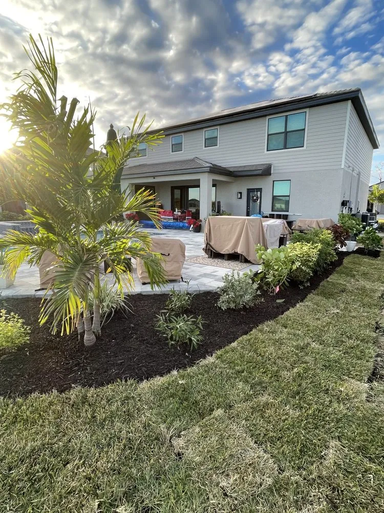 Reliable yard cleanup service near you in Fort Myers, FL by Cruz Express Lawn Care