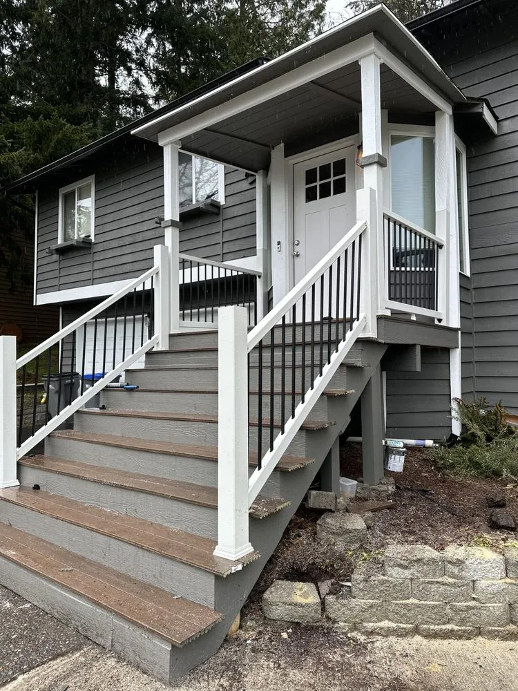 Local lawn care service for homes in Bremerton, WA by Cruz Landscaping & Construction