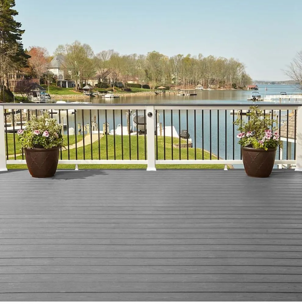 Professional yard cleanup service in Bremerton, WA - Cruz Landscaping & Construction