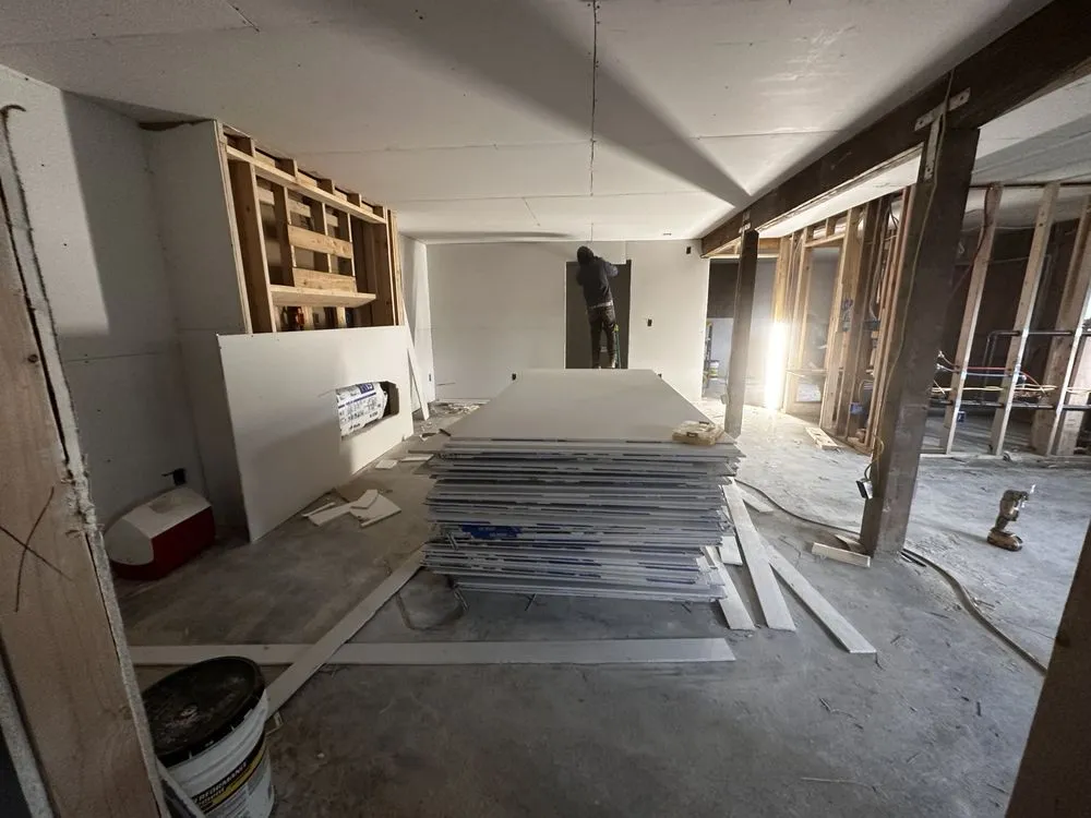 Expert lawn care service experts serving Bremerton, WA - Cruz Landscaping & Construction