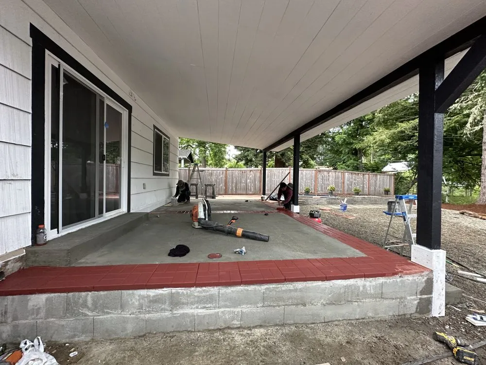 Custom garden landscaping in Bremerton, WA - Cruz Landscaping & Construction