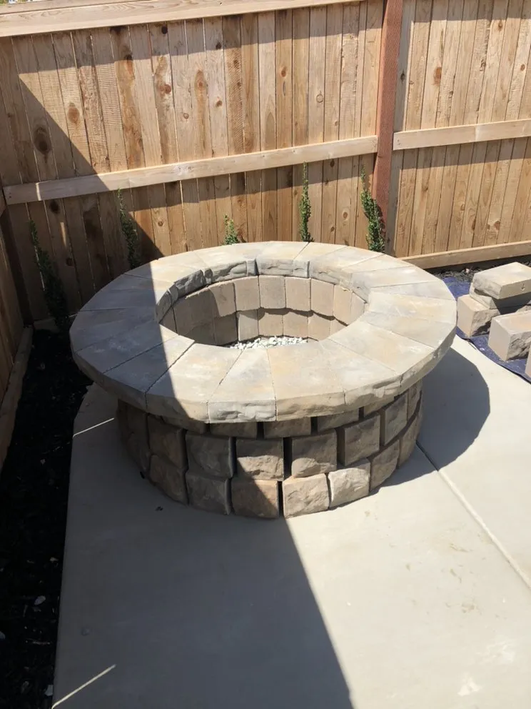 Top-rated lawn care service experts serving Sacramento, CA - Cruz Landscaping & Design