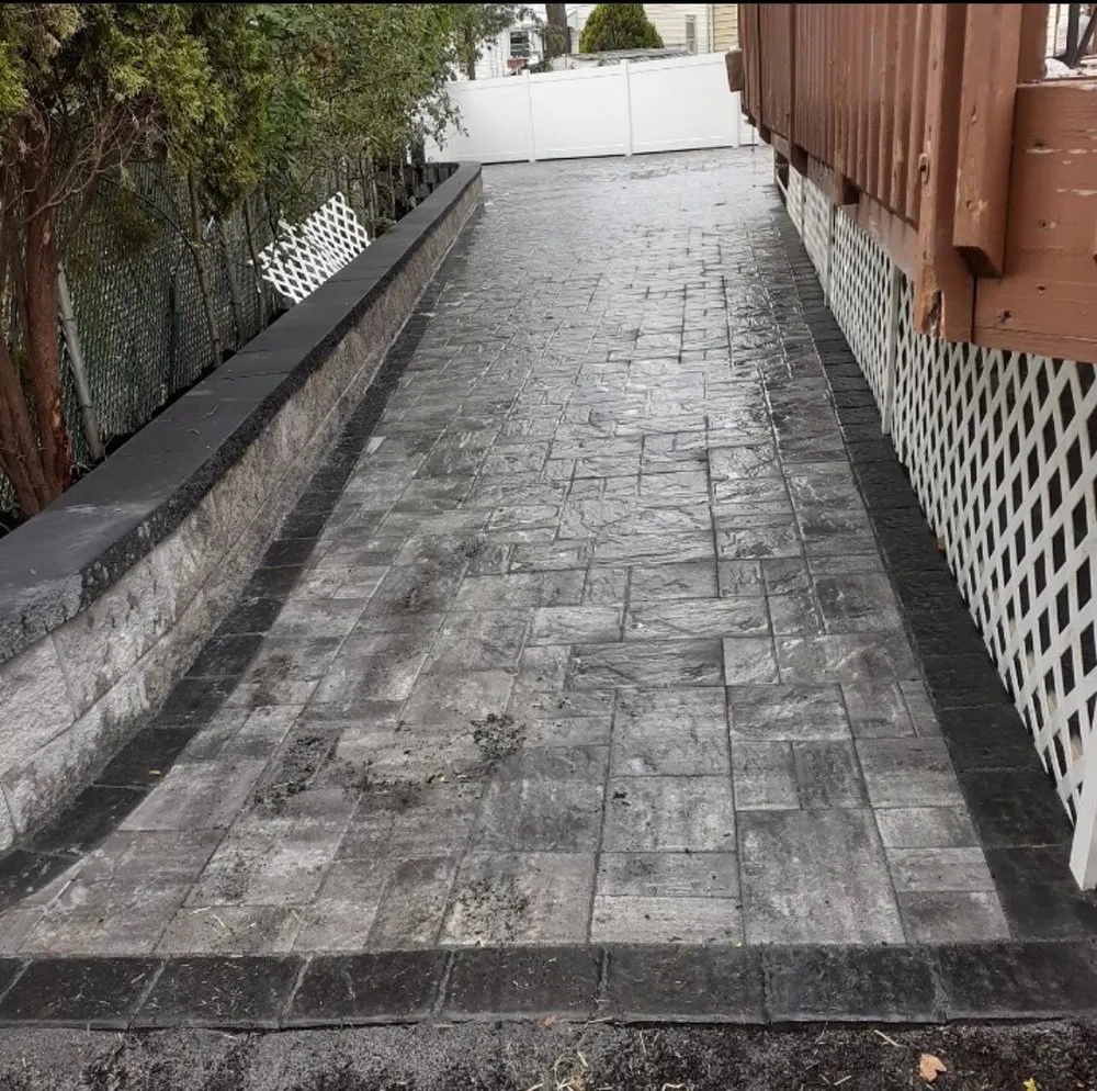 Professional lawn mowing service experts serving Raritan, NJ - Cruz Landscaping & Masonry