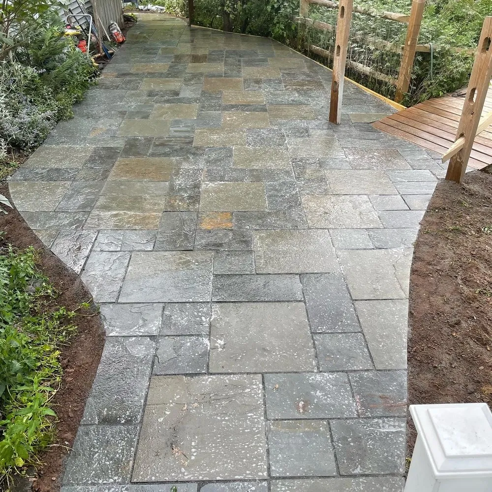 Reliable outdoor landscaping for beautiful yards in Raritan, NJ by Cruz Landscaping & Masonry