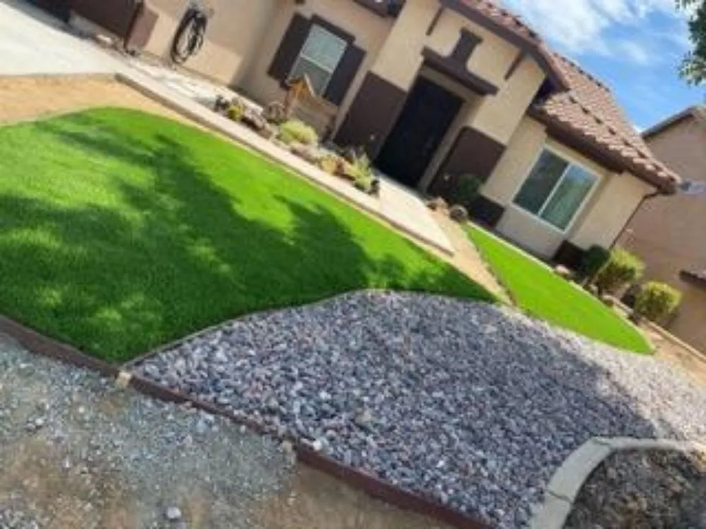 Professional outdoor landscaping experts serving Hemet, CA - Cruz Landscaping