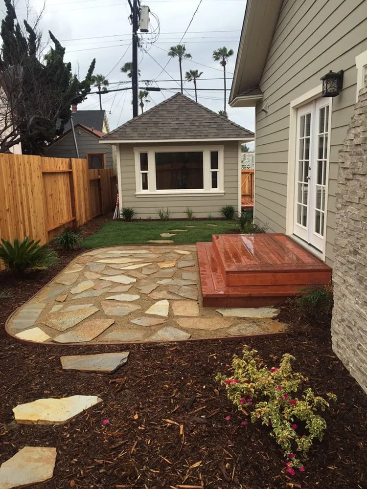 Local landscaping services experts serving Oceanside, CA - CRUZ Landscaping Maintenance & Irrigation