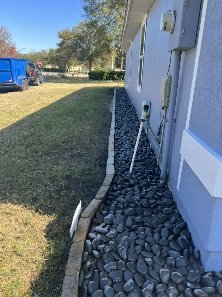 Trusted yard cleanup service in Philadelphia, PA by Cruz Landscaping