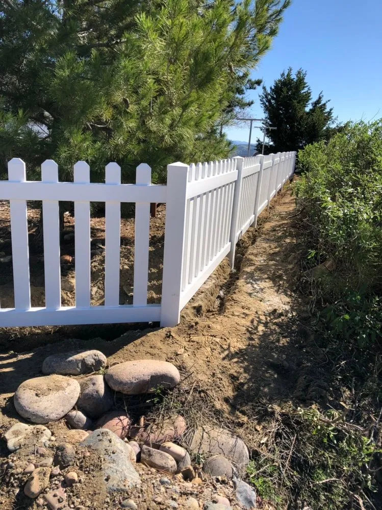 Professional garden landscaping for year-round maintenance in Ramona, CA by Cruz Landscaping