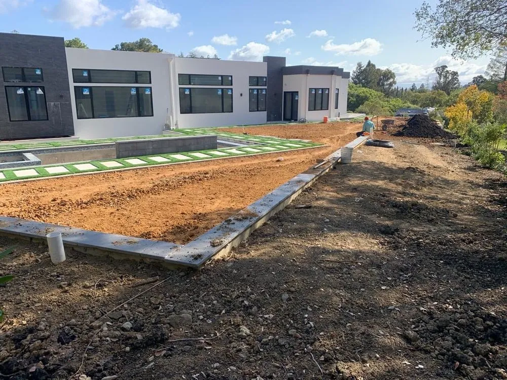 Local lawn care service experts serving San Jose, CA - Cruz Landscaping