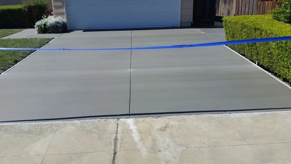 Top-rated yard cleanup service with custom design across San Jose, CA - Cruz Landscaping