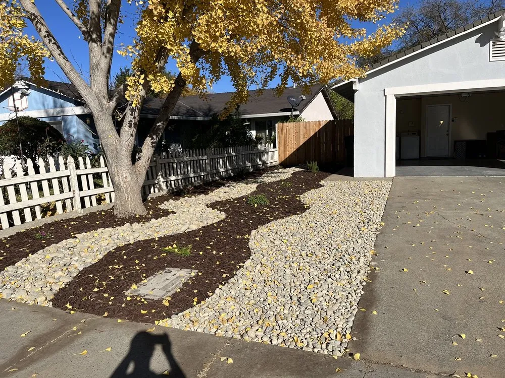 Expert outdoor landscaping in Elverta, CA - Cruz Landscaping Services