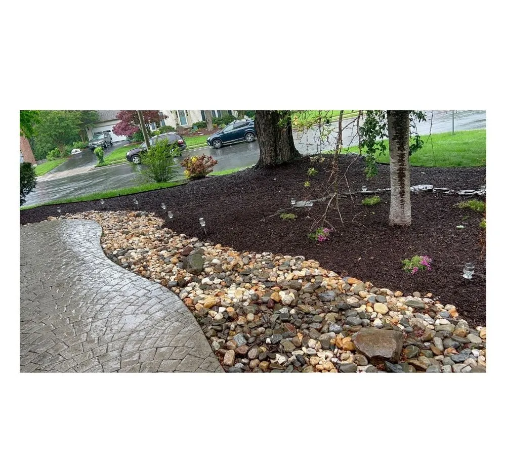 Custom lawn care service for beautiful yards in triangle, VA by Cruz Landscaping