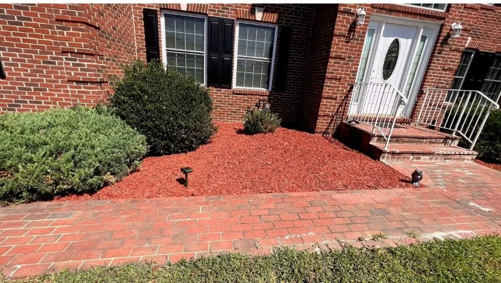 Custom residential landscaping in triangle, VA by Cruz Landscaping