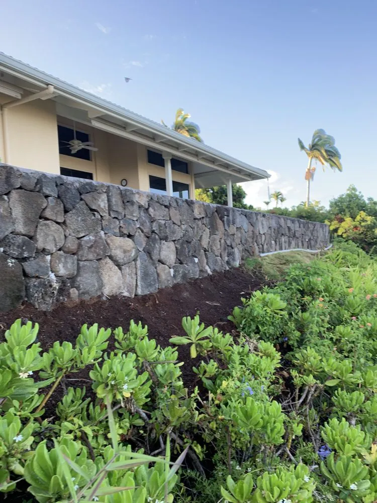Professional landscape design in Holualoa, HI - Cruz Lawn and Landscape