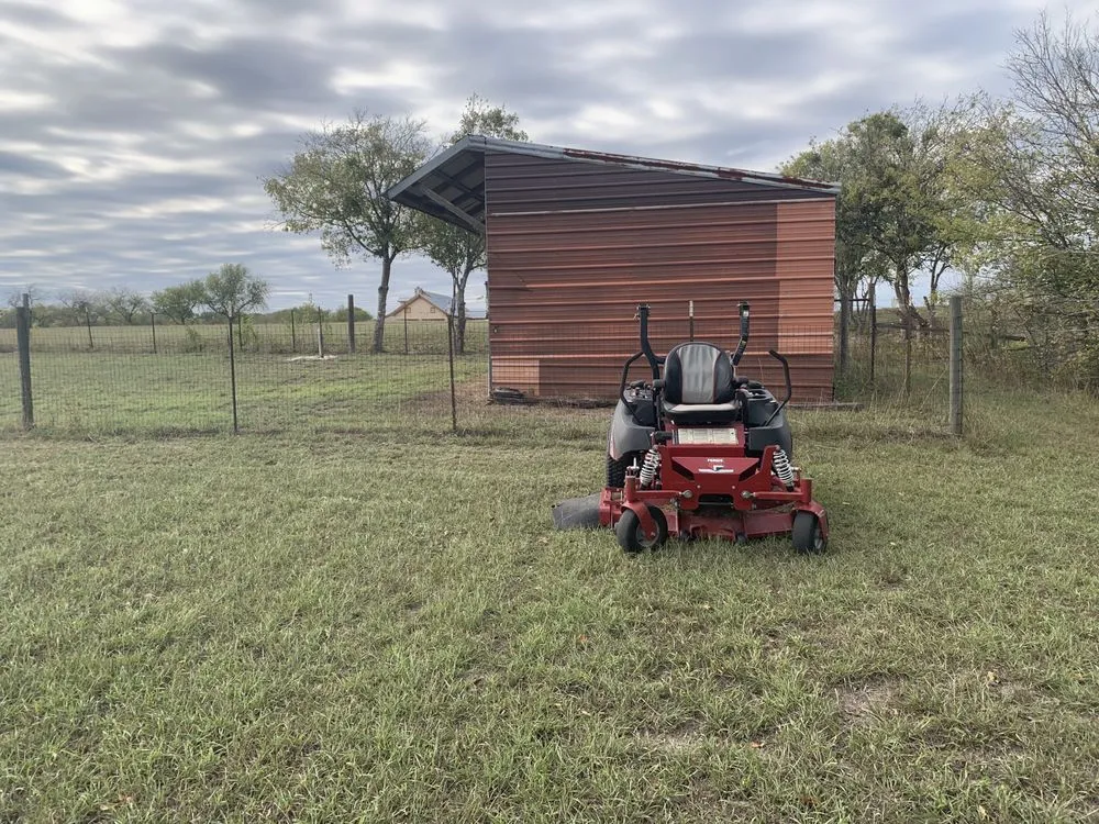 Reliable outdoor landscaping experts serving San Antonio, TX - Cruz Lawn Care
