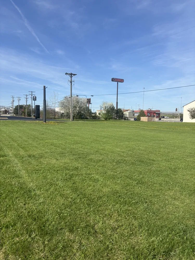 Top-rated garden landscaping in New Carlisle, OH by Cruz Lawn Care Service