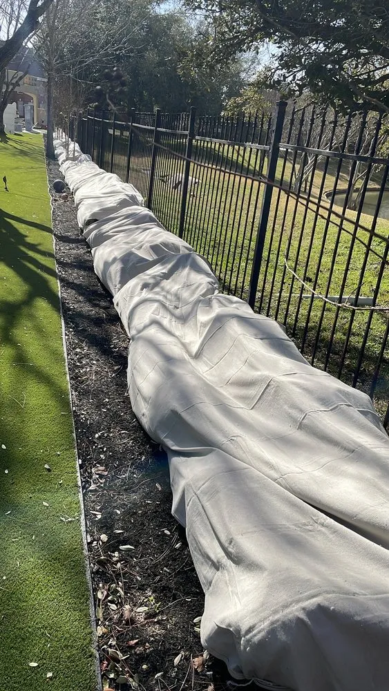 Expert outdoor landscaping in Houston, TX - Cruz Lawn Service & Landscaping