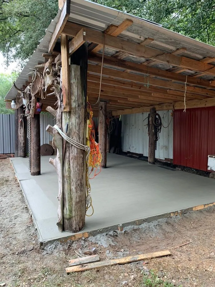 Affordable landscape design for residential properties in Houston, TX by Cruz Lawn Service & Landscaping