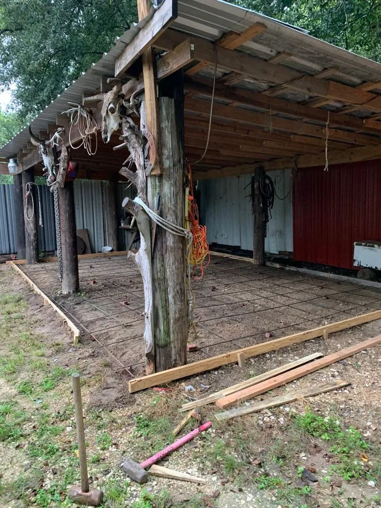 Top-rated yard maintenance experts serving Houston, TX - Cruz Lawn Service & Landscaping