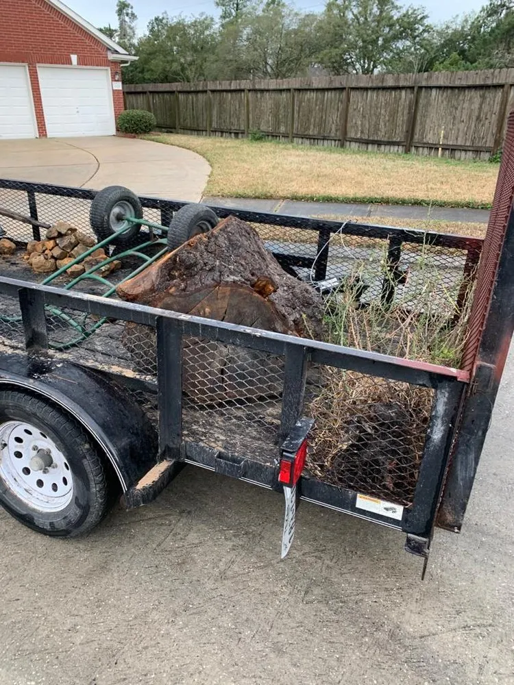 Custom residential landscaping for beautiful yards in Houston, TX by Cruz Lawn Service & Landscaping