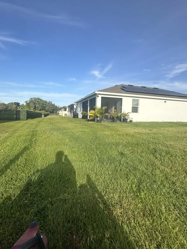 Expert garden landscaping with custom design across Bradenton, FL - Cruz Lawn Service