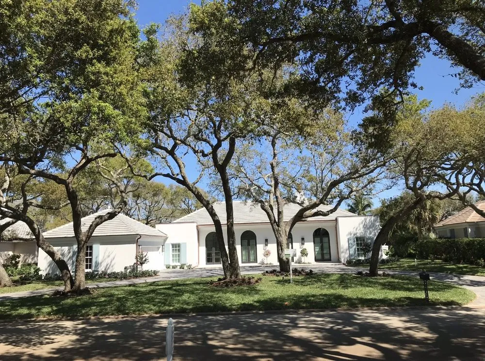 Local lawn care service for outdoor upgrades across Fort Pierce, FL - Cruz Robles Service