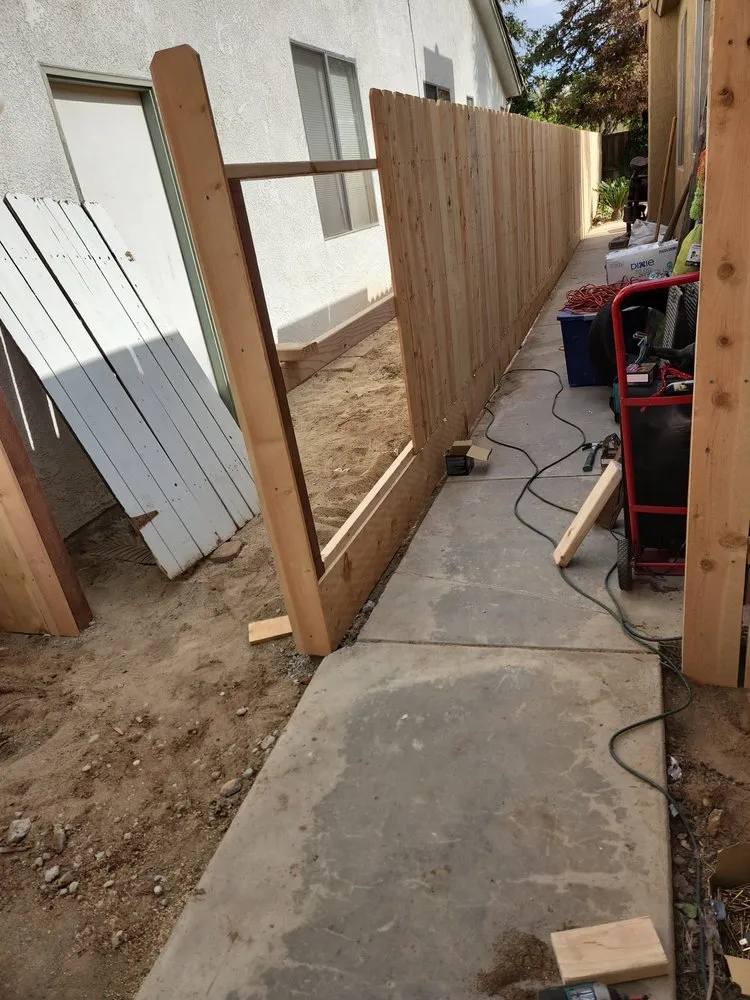 Professional garden landscaping experts serving Fresno, CA - Cruz Yard Maintenance