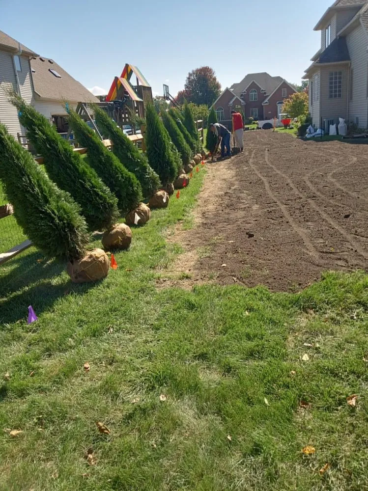 Affordable landscaping services in Toledo, OH by Cruz’s Lawn Care and Landscaping