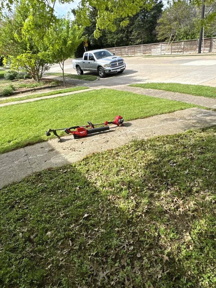Affordable garden landscaping for outdoor upgrades in Dallas, TX by Cruz’s Lawn Care