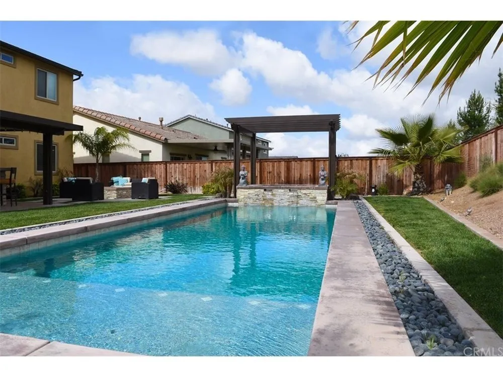 Trusted yard maintenance in Thousand Palms, CA - Crystal Blue Pools and Patios