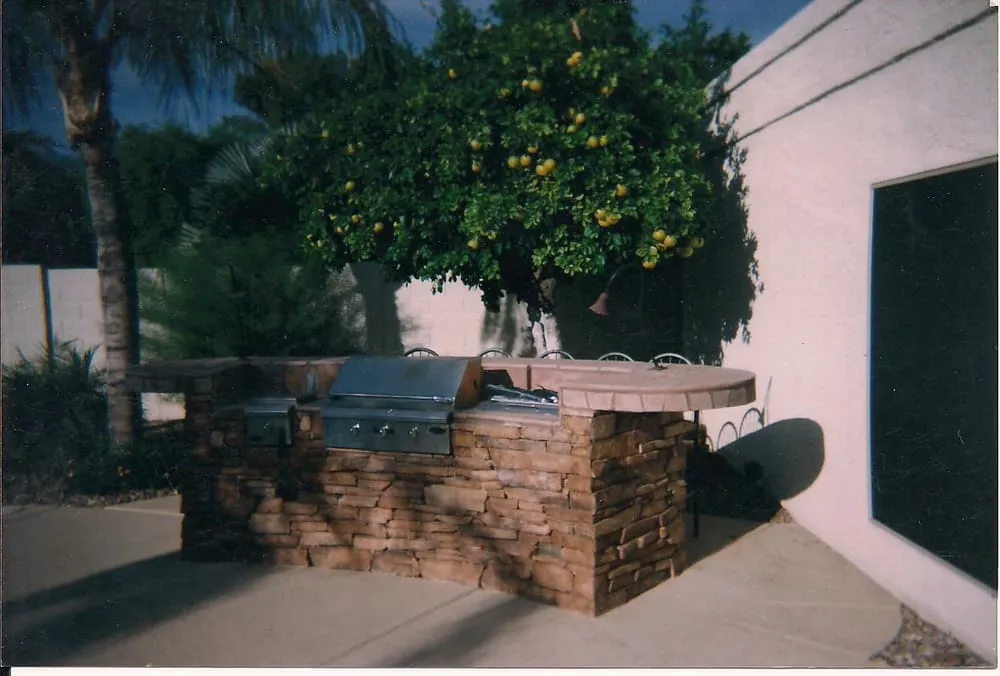 Reliable outdoor landscaping experts serving Phoenix, AZ - Crystal Green Landscaping