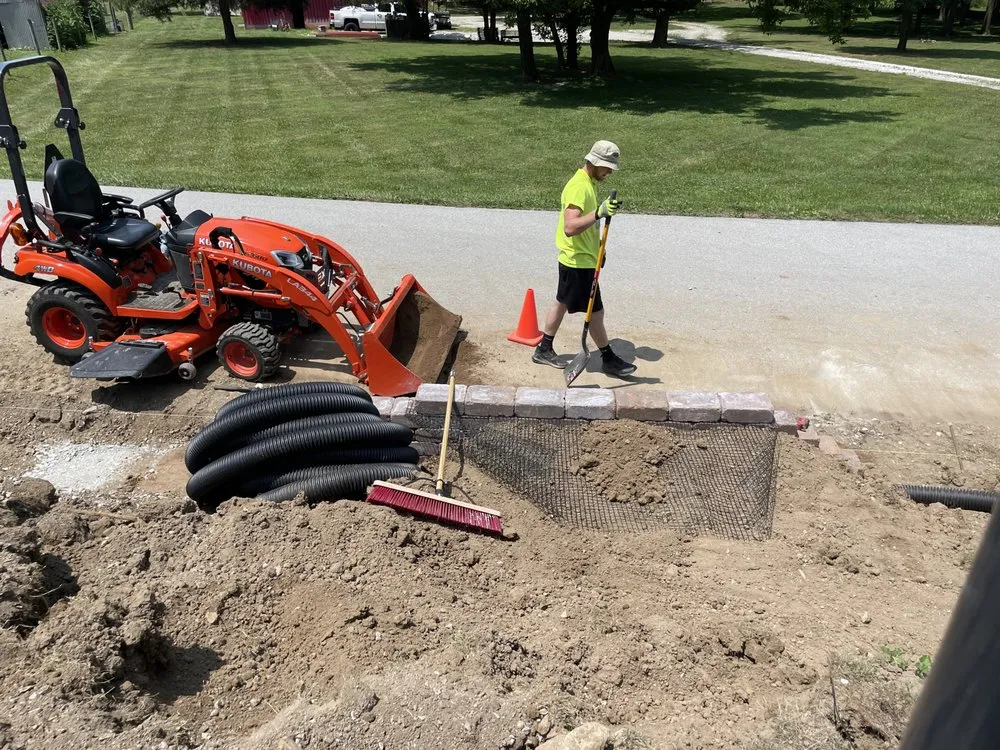 Expert yard cleanup service experts serving Franklin, IN - Crystal Vision