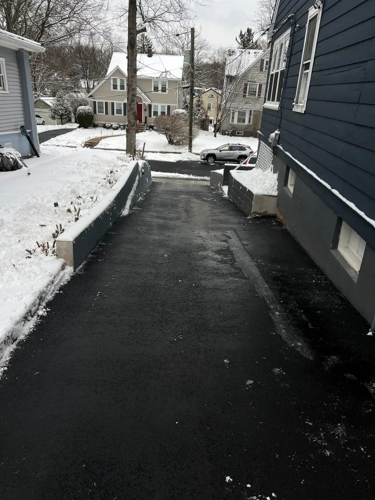 Custom yard cleanup service in Plainfield, NJ by C’s Advanced