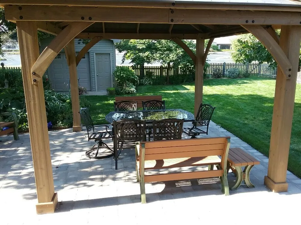 Custom lawn mowing service near you in Oswego, IL by CS Enterprise Landscaping