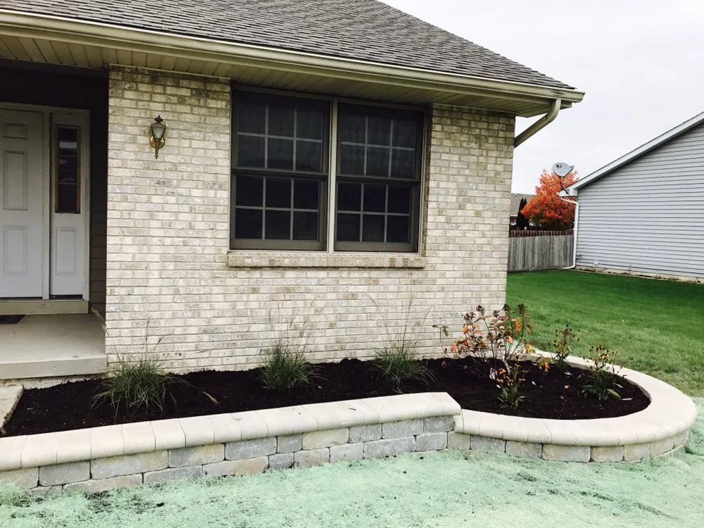 Reliable yard maintenance in Oswego, IL - CS Enterprise Landscaping