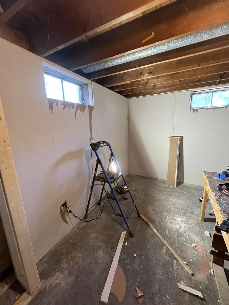 Expert lawn mowing service in Tipp City, OH - CS Home Reno