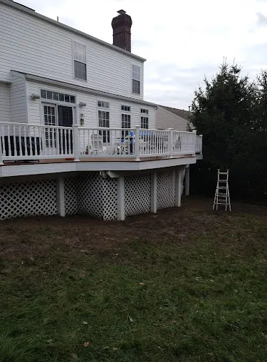 Professional yard maintenance in Oakdale, PA - CS Landcare