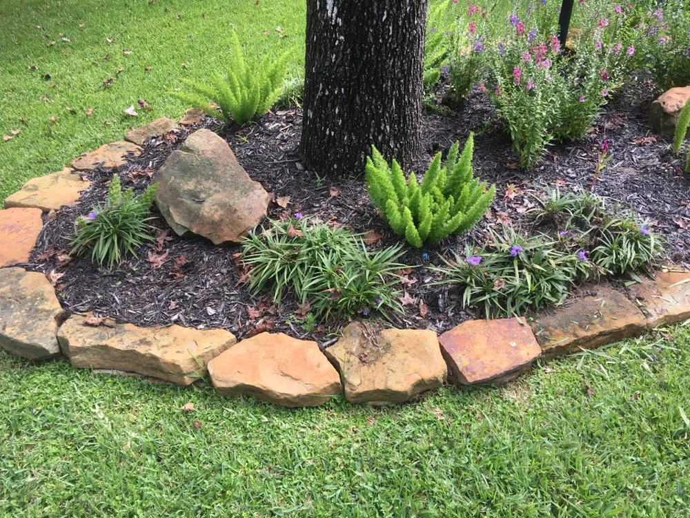 Reliable yard maintenance for homes in Houston, TX by CS Landscaping & Construction