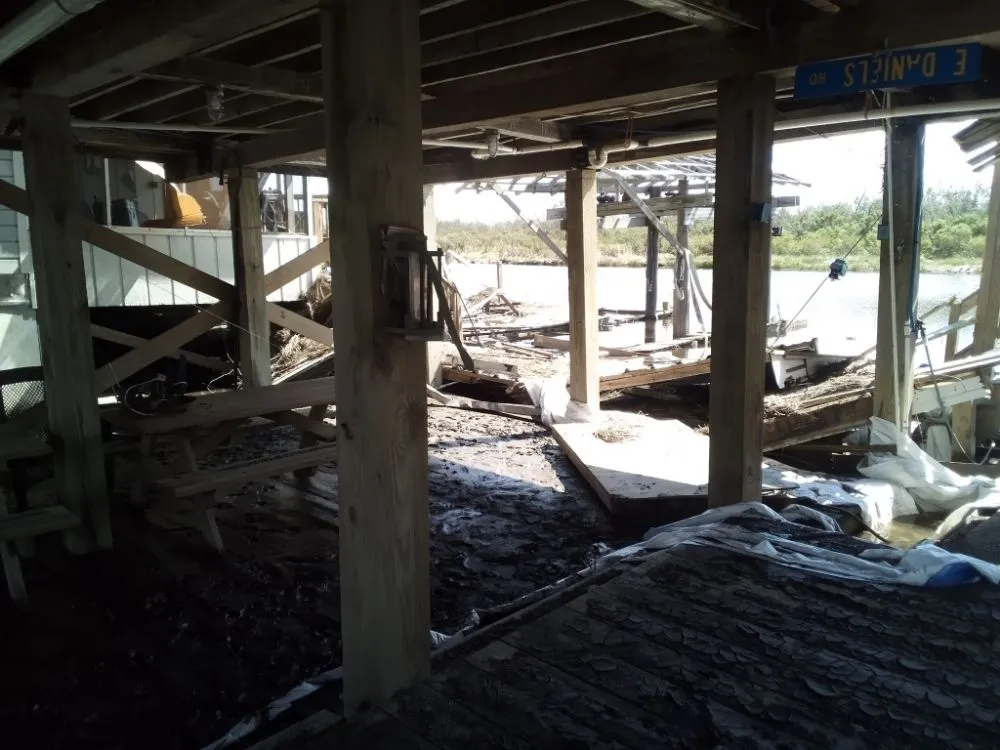 Custom residential landscaping with custom design in Houma, LA by C&S Landscaping