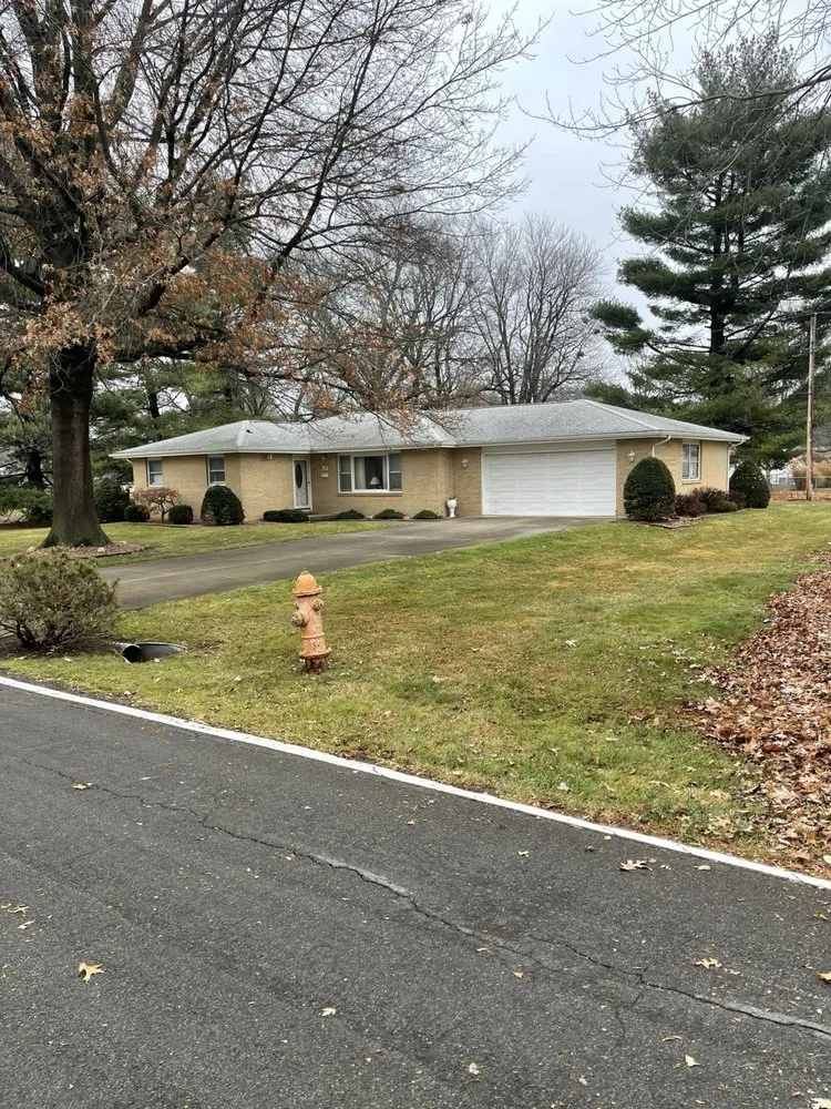 Affordable lawn mowing service experts serving Decatur, IL - CS Lawn Care