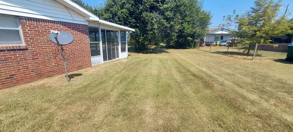 Trusted yard cleanup service with custom design in Mobile, AL by C&S Lawn Maintenance