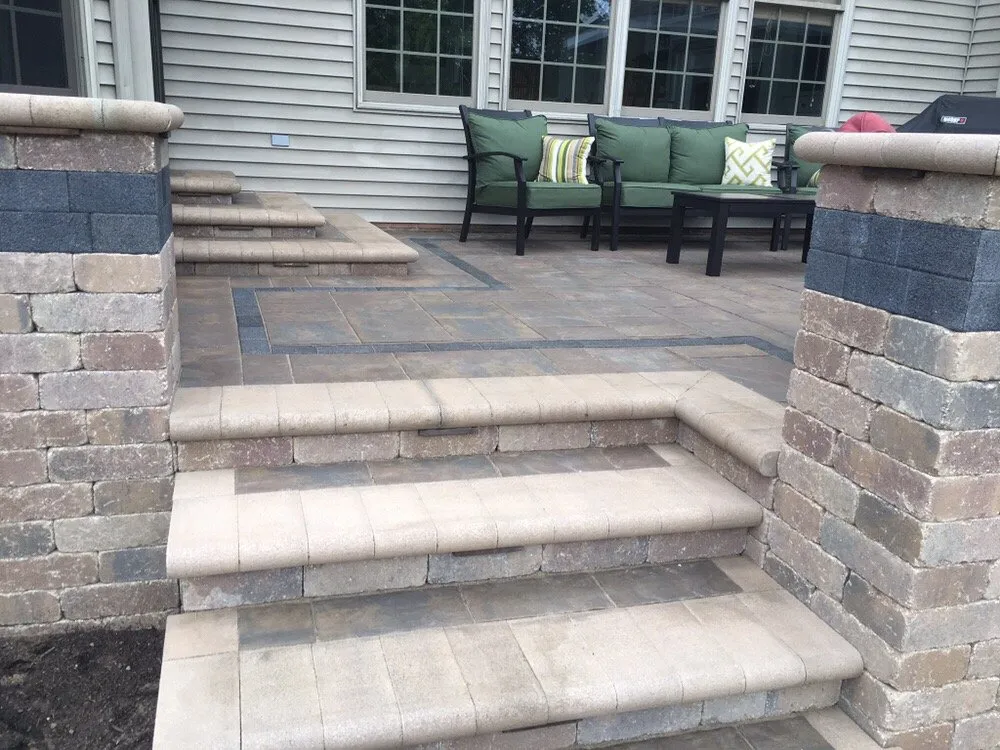 Top-rated landscaping services experts serving Wadsworth, OH - C&S Lawn Service and Landscape