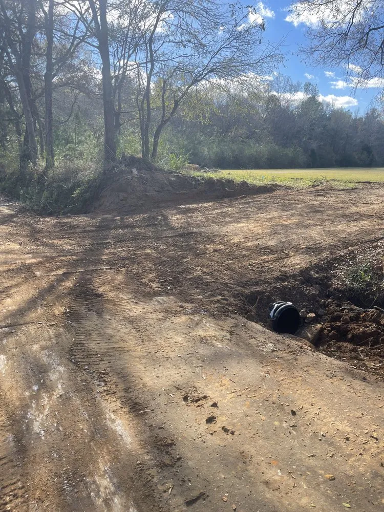 Expert garden landscaping with custom design in Nacogdoches, TX by CS Mulching and Lawncare