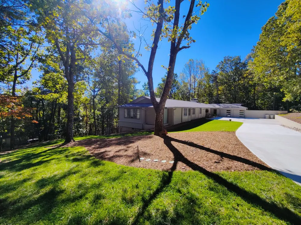 Top-rated lawn care service in Taylors, SC by CS Outdoors