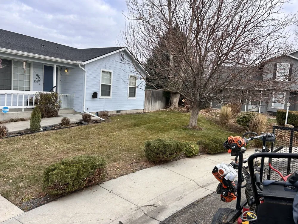 Expert lawn mowing service in Nampa, ID - C&S Rustic Contractors