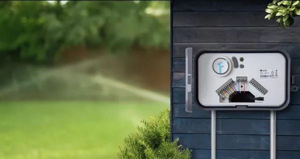 César Landscaping Logo