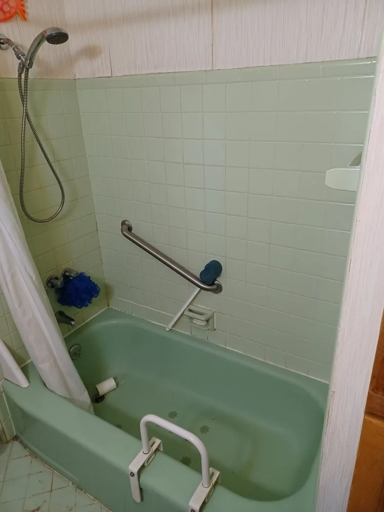 Affordable lawn mowing service experts serving Milwaukee, WI - CSC Construction