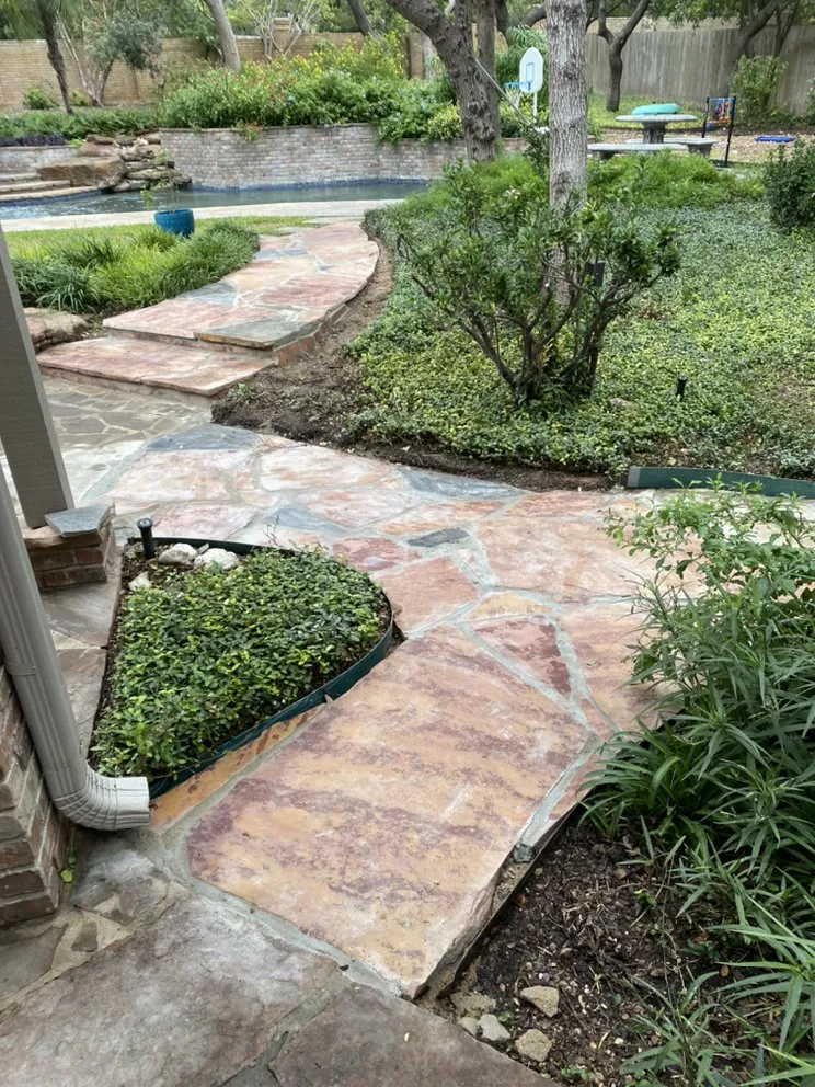 Professional yard cleanup service for beautiful yards in Seguin, TX by CSG Custom works and more