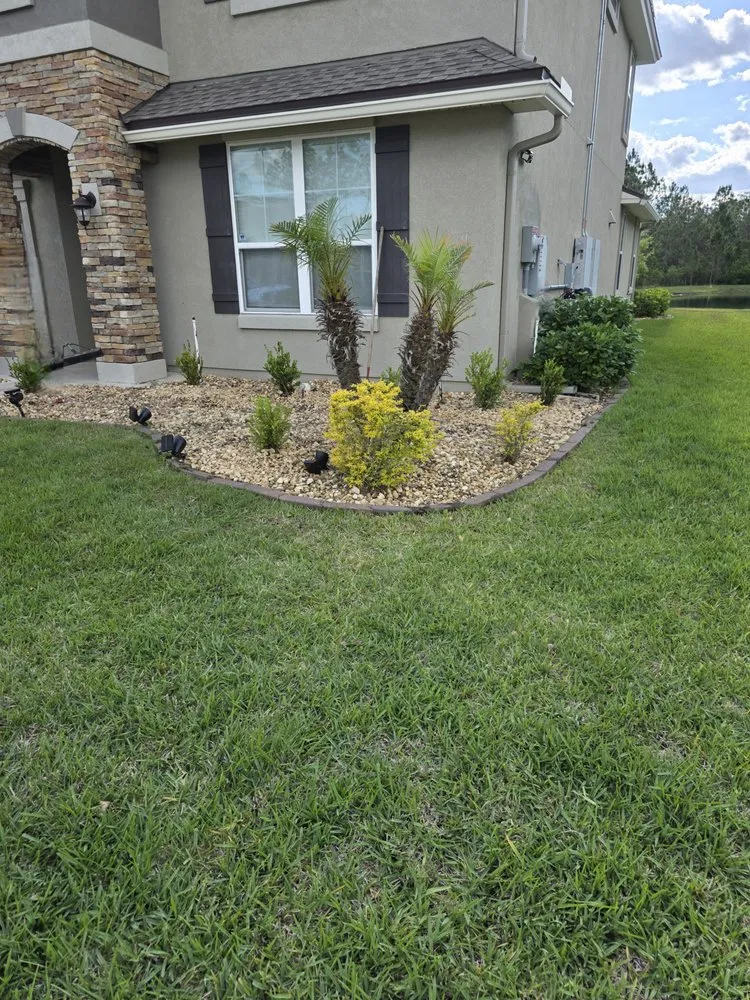 Top-rated lawn mowing service in Jacksonville, FL by CSI Florida Landscaping